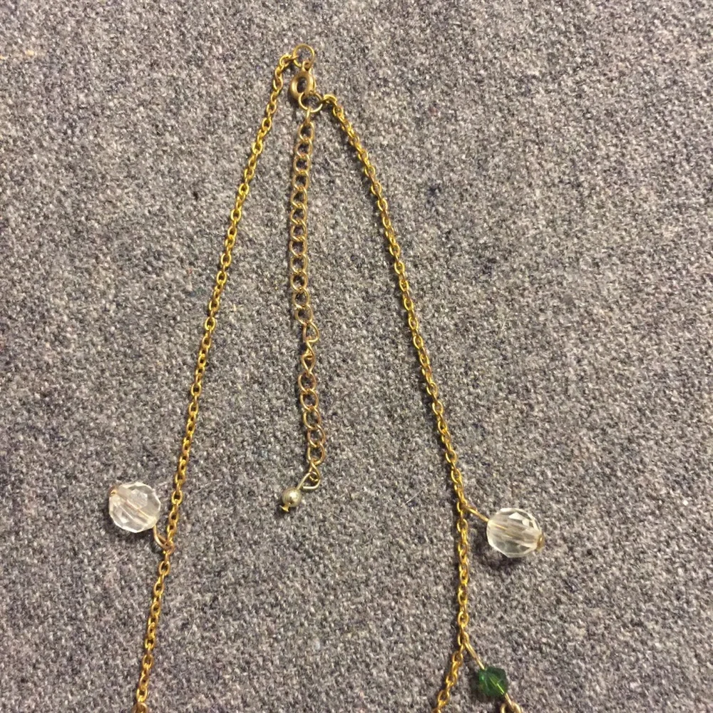 4 necklaces - Picture 6 of 13